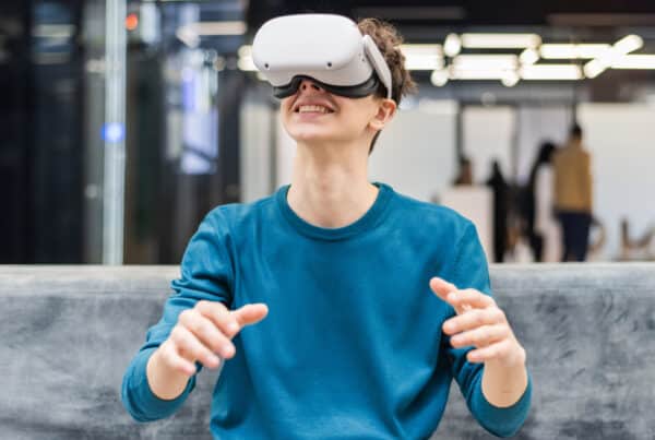 man exploring virtual train tour